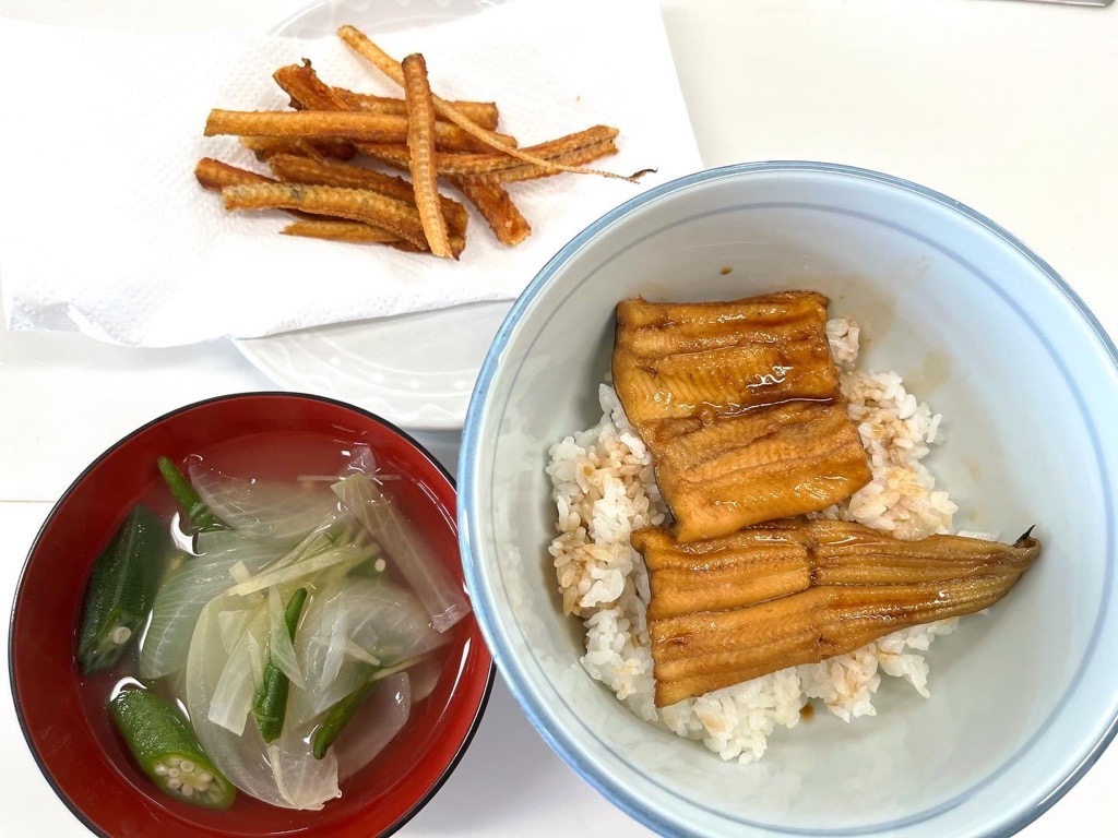 宗像名産の穴子を買って穴子丼に